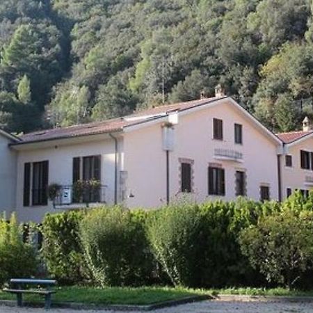 Il Casolare Della Cascata Hotell Terni Exteriör bild