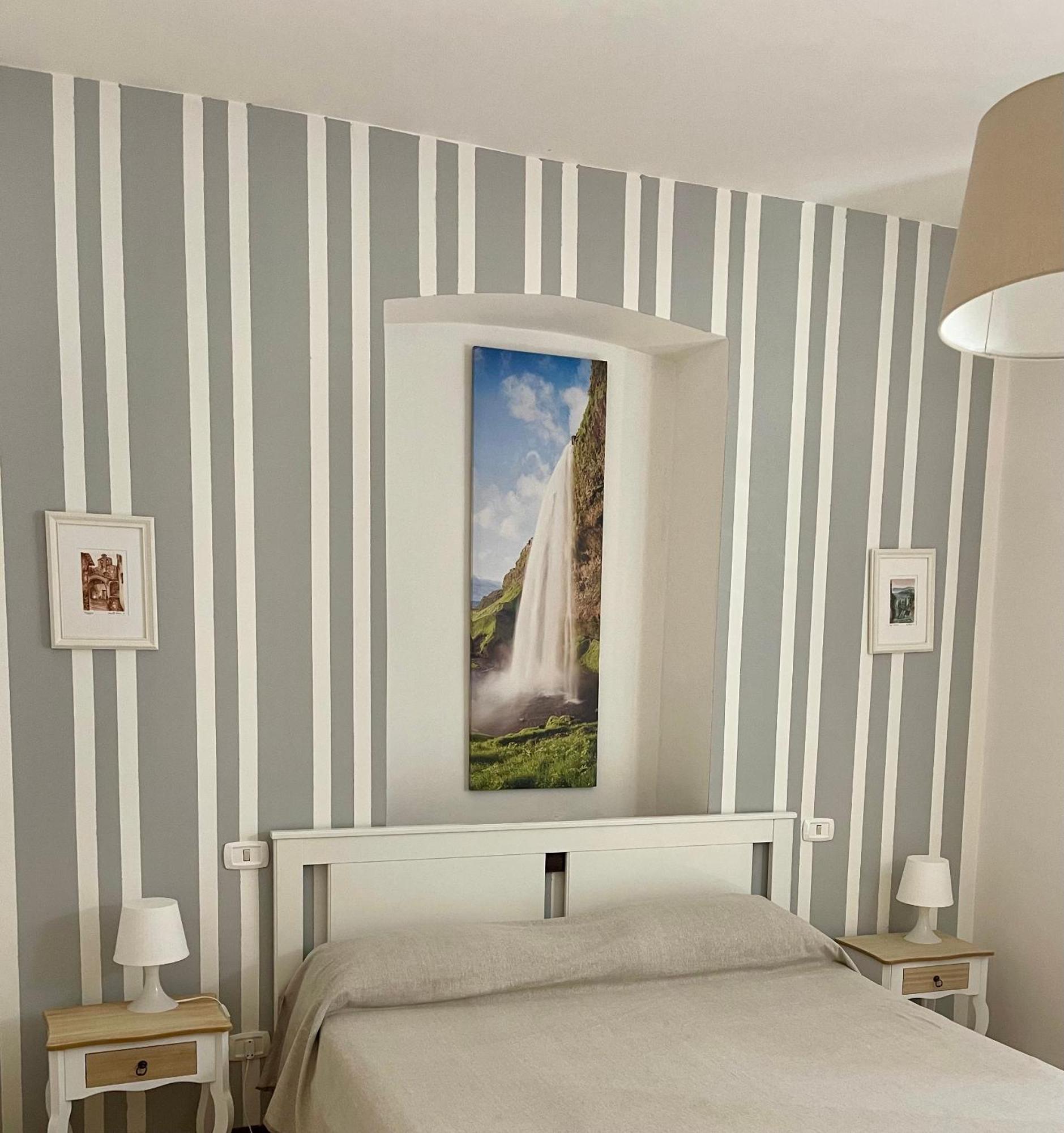 Il Casolare Della Cascata Hotell Terni Rum bild