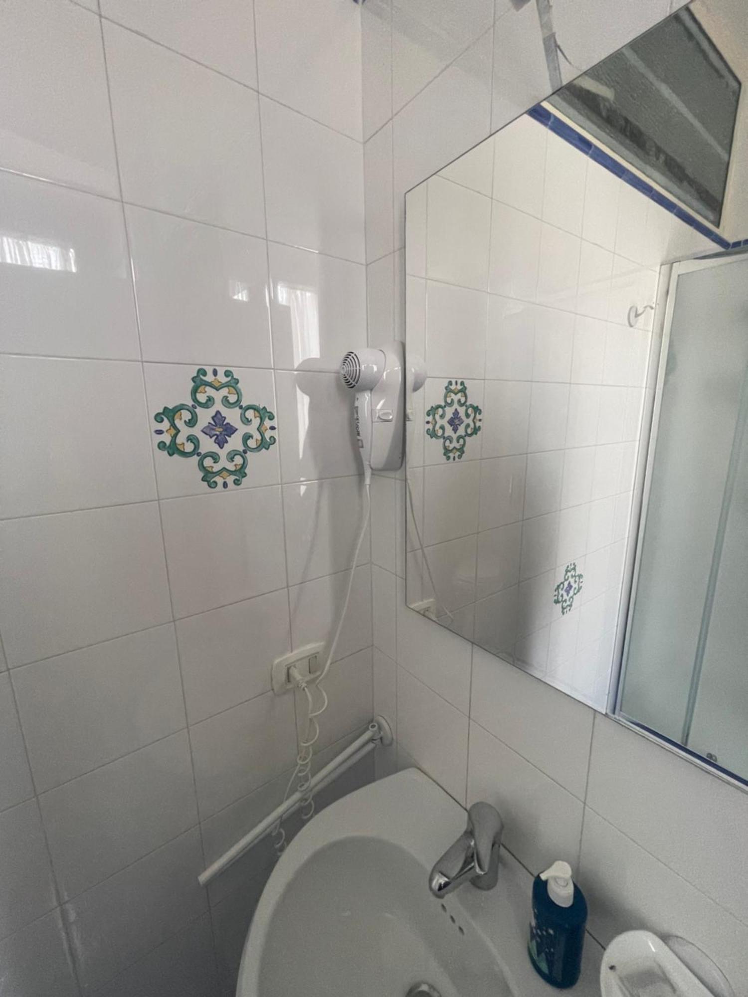 Il Casolare Della Cascata Hotell Terni Rum bild