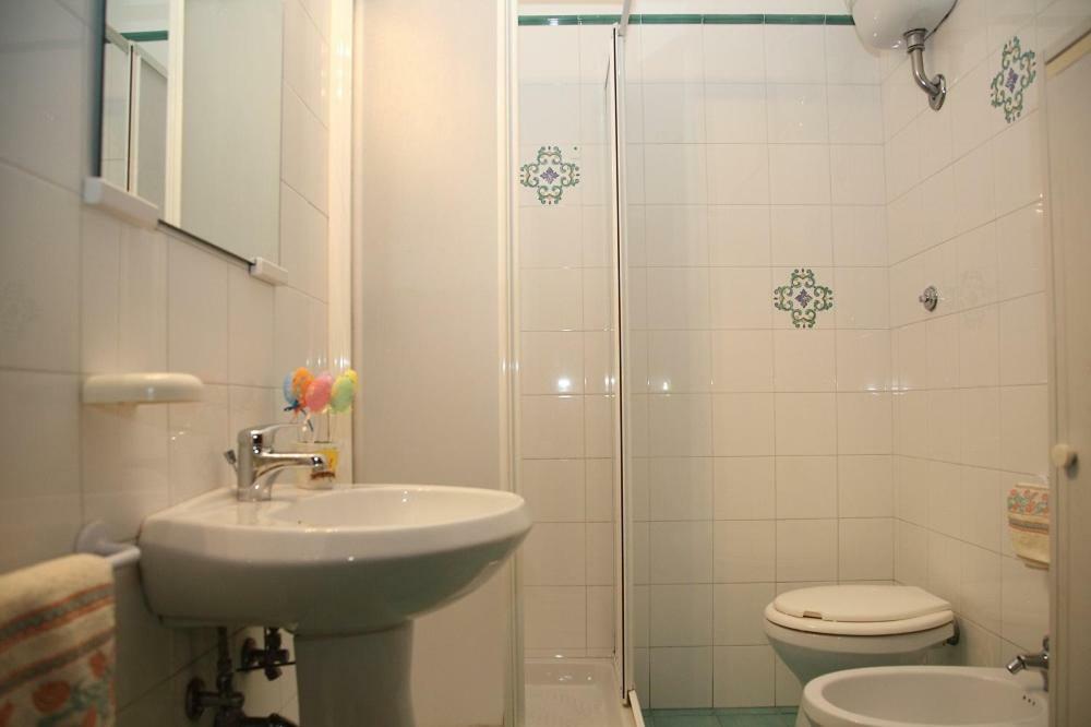 Il Casolare Della Cascata Hotell Terni Rum bild